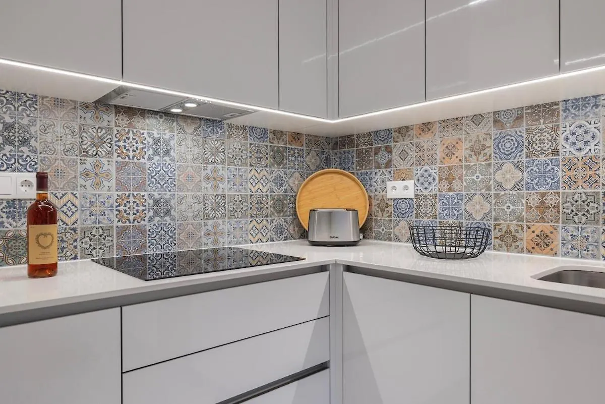 New Apartment By The Metro リスボン
